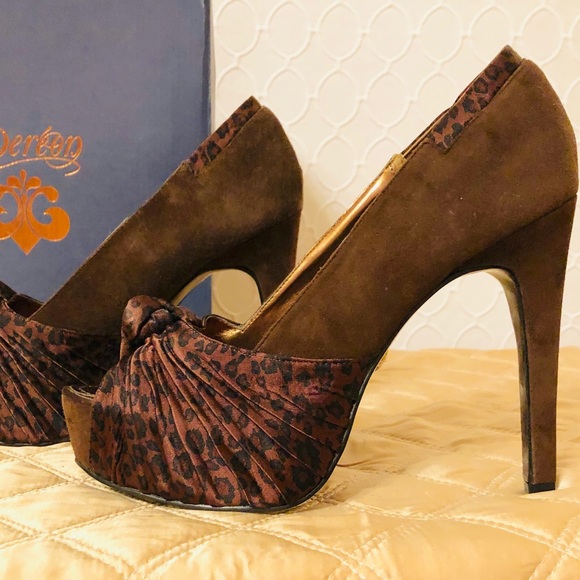 NEW!!! Dereon Platform Peep Toe Heel - Picture 3 of 5